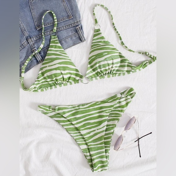 shein green and white zebra bikini set - Picture 3 of 4